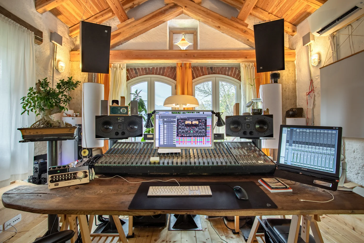 Ursa Major Recordings — control room