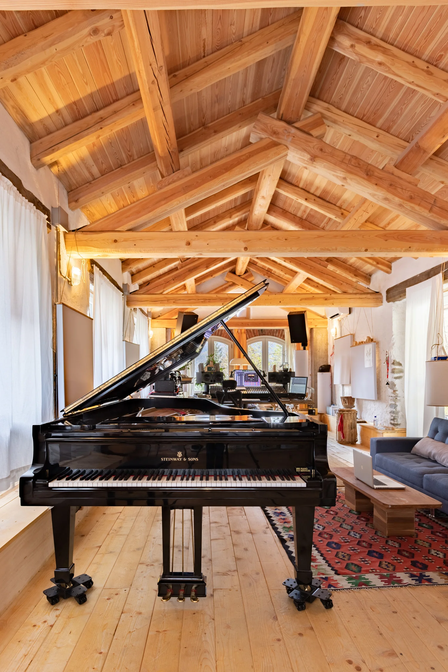 Ursa Major Recordings — Steinway piano